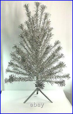 Vintage Evergleam Deluxe Stainless Aluminum 4 Foot Christmas Tree withBox MCM