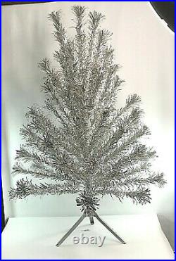 Vintage Evergleam Deluxe Stainless Aluminum 4 Foot Christmas Tree withBox MCM