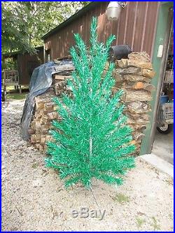 Vintage Green Aluminum Christmas Tree Holiday Decorations