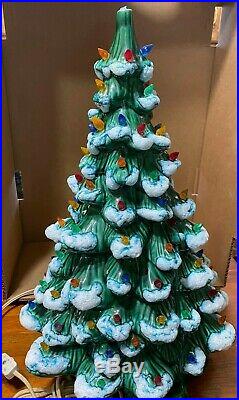 Vintage Green Ceramic Christmas Tree Lamp Musical Light Multi Colored 18 1970`s