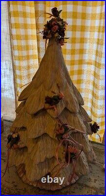 Vintage Handmade Ceramic 5-tier 20-in Tall Decorative Lighted Christmas Tree