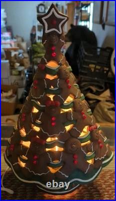 Vintage Handmade Christmas Gingerbread Light Up Christmas Tree Adorable Vintage Handmade Christmas Gingerbread Light Up Christmas Tree Adorable