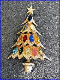 Vintage Hattie Carnegie Gold Tone Crystal Christmas Tree Brooch Pin