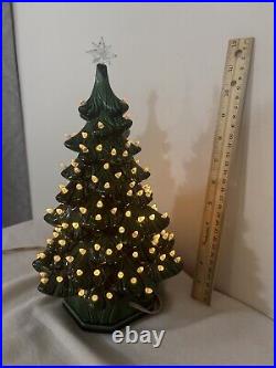 Vintage Holland Mold 12 Ceramic Lighted Green Christmas Tree Read