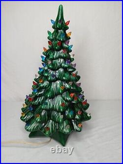 Vintage Holland Mold Ceramic Christmas Tree 19 Star Base 1970's RARE Music Box