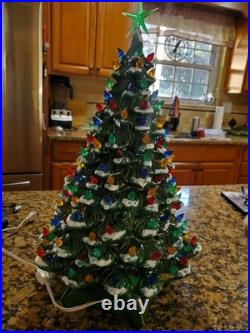 Vintage Holland Mold Ceramic Christmas Tree With Star Base 20 Tall Snow Capped