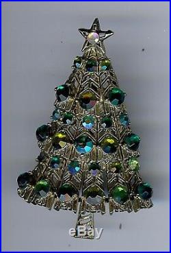 Vintage Hollycraft Shades Of Green Rhinestone Christmas Tree Pin