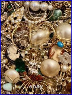 Vintage Jewelry Art Christmas Tree Framed Signed With Lights