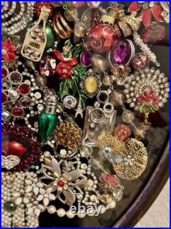 Vintage Jewelry Art Christmas Tree In Antique Metal Frame WithOriginal Glass Vintage Jewelry Art Christmas Tree In Antique Metal Frame WithOriginal Glass