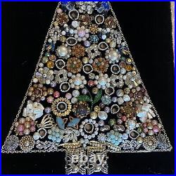 Vintage Jewelry Art Christmas Tree On Black Velvet 16 X 12 Excellent