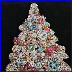 Vintage Jewelry Art Christmas Tree On Black Velvet Lights Up 24x19 3/4 Beautiful