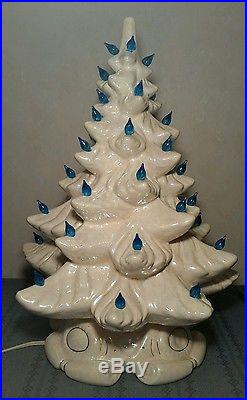 Vintage LARGE 16 ATLANTIC MOLD PEARL WHITE CERAMIC CHRISTMAS TREE BLUE LIGHT