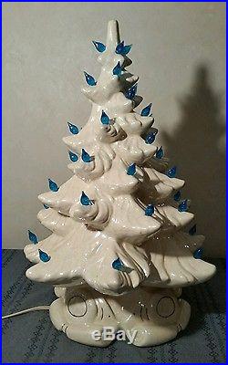 Vintage LARGE 16 ATLANTIC MOLD PEARL WHITE CERAMIC CHRISTMAS TREE BLUE LIGHT