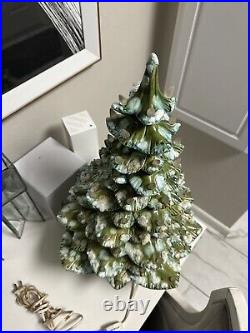 Vintage Large 21 Unique Color Atlantic Mold Ceramic Christmas Tree W Clear Bulb