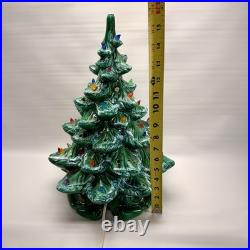 Vintage MCM 70s Atlantic Mold Ceramic Lighted Holiday Christmas Tree Withstand