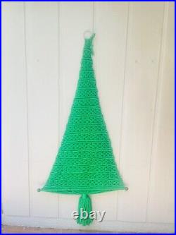 Vintage MCM Green Macrame Christmas Tree Wooden Bead 36 Wall Hanging Life-Size