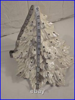 Vintage MCM Nowell's 1988 Mold 17 Ceramic Christmas Tree Iridescent White EUC