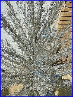 Vintage Mid Century Warren Ind. Aluminum Christmas Tree 73 Branches 6.5 foot