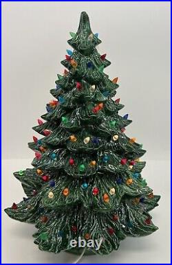 Vintage Nowell's Mold 3-Tier Green Lighted Ceramic Christmas Tree 21.5 1981