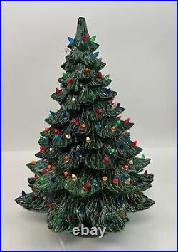 Vintage Nowell's Mold 3-Tier Green Lighted Ceramic Christmas Tree 21.5 1981