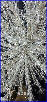 Vintage Peco Christmas Tree 6 Ft Beautiful Aluminum sparkling 91 branches withbox