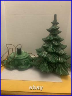 Vintage/Pre-Owned17 Atlantic Mold Ceramic Lighted Christmas Tree withBase, Birds