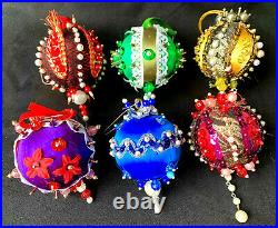 Vintage Push Pin Beaded Sequin Christmas Tree Ornaments Balls Lot (21) 70s Satin