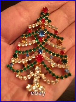 Vintage Rhinestone Christmas tree pin brooch gold tone Prong Set Multicolored