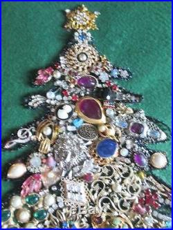 Vintage Rhinestone Jewelry Christmas Tree Framed Art Shadow Box