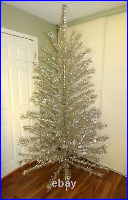 Vintage SAPPHIRE 7 ft 151 branches aluminum Christmas tree FREE SHIPPING