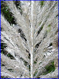 Vintage SPARKLER POM POM Medallion Aluminum Christmas Tree Star-Band 6 Ft GREAT