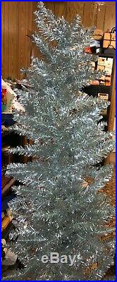 Vintage Silver Accent 225 Tips Christmas Tree