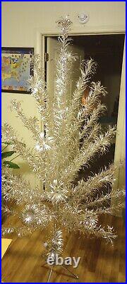 Vintage Silver Glow Pom Pom Aluminum Christmas Tree 45 Branches With Sleeves & Box