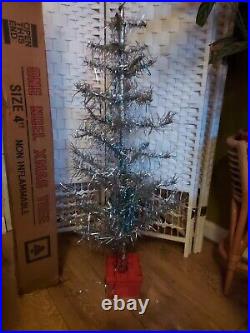 Vintage Silver tinsel Christmas tree Retro READ FULL DESCRIPTION 3-4FT BOXED