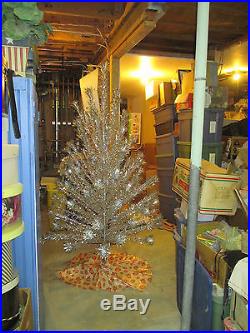 Vintage Sparkler Pom Pom Aluminum Christmas Tree 91 branch 6 foot with instruction