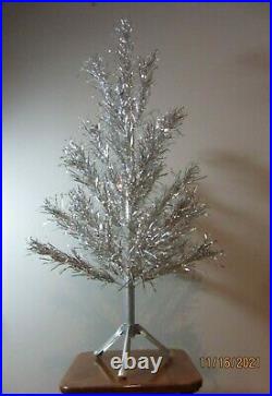 Vintage Stainless Aluminum Christmas Tree Evergleam Swirl 4' FT 31 Branch 1950's