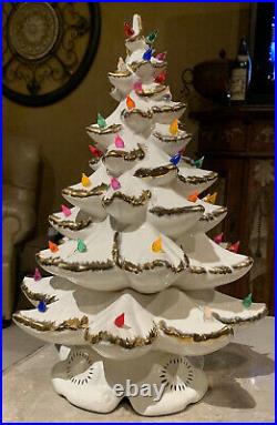 Vintage Swell Noel Ceramic Lighted White Christmas Tree 19 Musical Works
