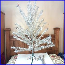Vintage Taper Pom Pom Ends Aluminum Tinsel Christmas Tree 6ft withBox and stand