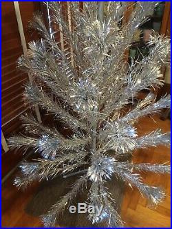 Vintage The Sparkler Pom Pom Aluminum Christmas Tree 6ft 60 Branches Box Sleeves