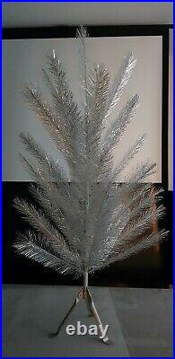 Vintage Tinsel Feather Lavsan Christmas Tree Wood Framed 120cm 3ft 11in Boxed