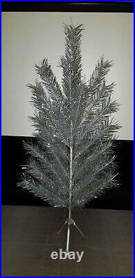 Vintage Tinsel Feather Lavsan Christmas Tree Wood Framed 120cm 4ft Boxed