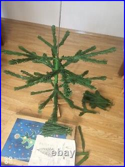 Vintage USSR CHRISTMAS TREE. 5 ft 3 in very rare box! 70s