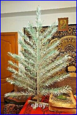 Vintage USSR artificial CHRISTMAS TREE Green and aluminum color! 4.3ft Box 76s