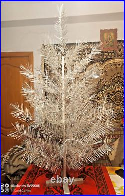 Vintage USSR christmas tree. Aluminum color 4.1ft very rare. 70s