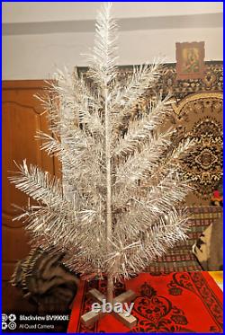 Vintage USSR christmas tree. Aluminum color 4.1ft very rare. 70s