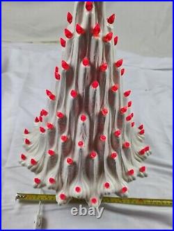 Vintage White Atlantic Mold MCM Volcano Lighted Ceramic 20 Christmas Tree