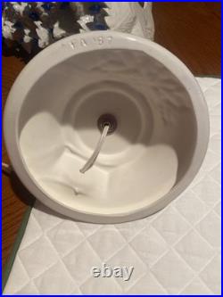 Vintage White Ceramic Christmas Tree with Blue Birds Base & Bulb 16.5 PA 87 Nice