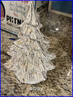 Vintage White & Gold Ceramic Christmas Tree Nativity Diorama with Light 13
