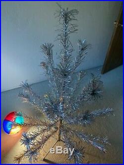 Vintage aluminum christmas tree and color wheel