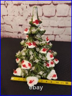 Vtg 16 70-80's Atlantic Mold Ceramic Christmas Tree withDecor Base And Cardinals Vtg 16 70-80's Atlantic Mold Ceramic Christmas Tree withDecor Base And Cardinals